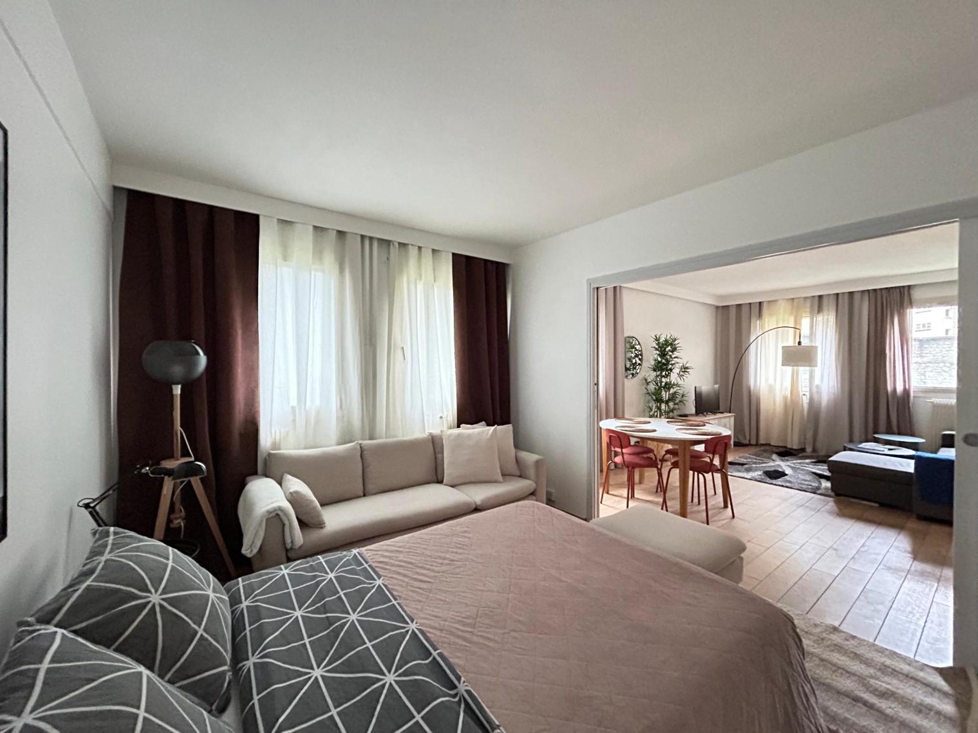 Big Apartment Eiffel Tower View Париж Екстериор снимка